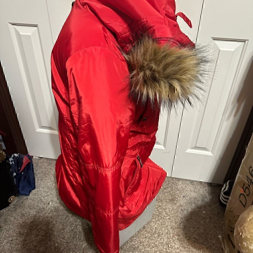 Madden NYC Red Womens Medium Hooded Puffer Parka - Picture 5 of 5